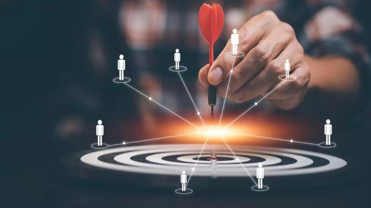 Prospecção de Clientes: Desvendando as Estratégias para um Processo de Vendas Eficaz Prospecção de Clientes: Desvendando as Estratégias para um Processo de Vendas Eficaz